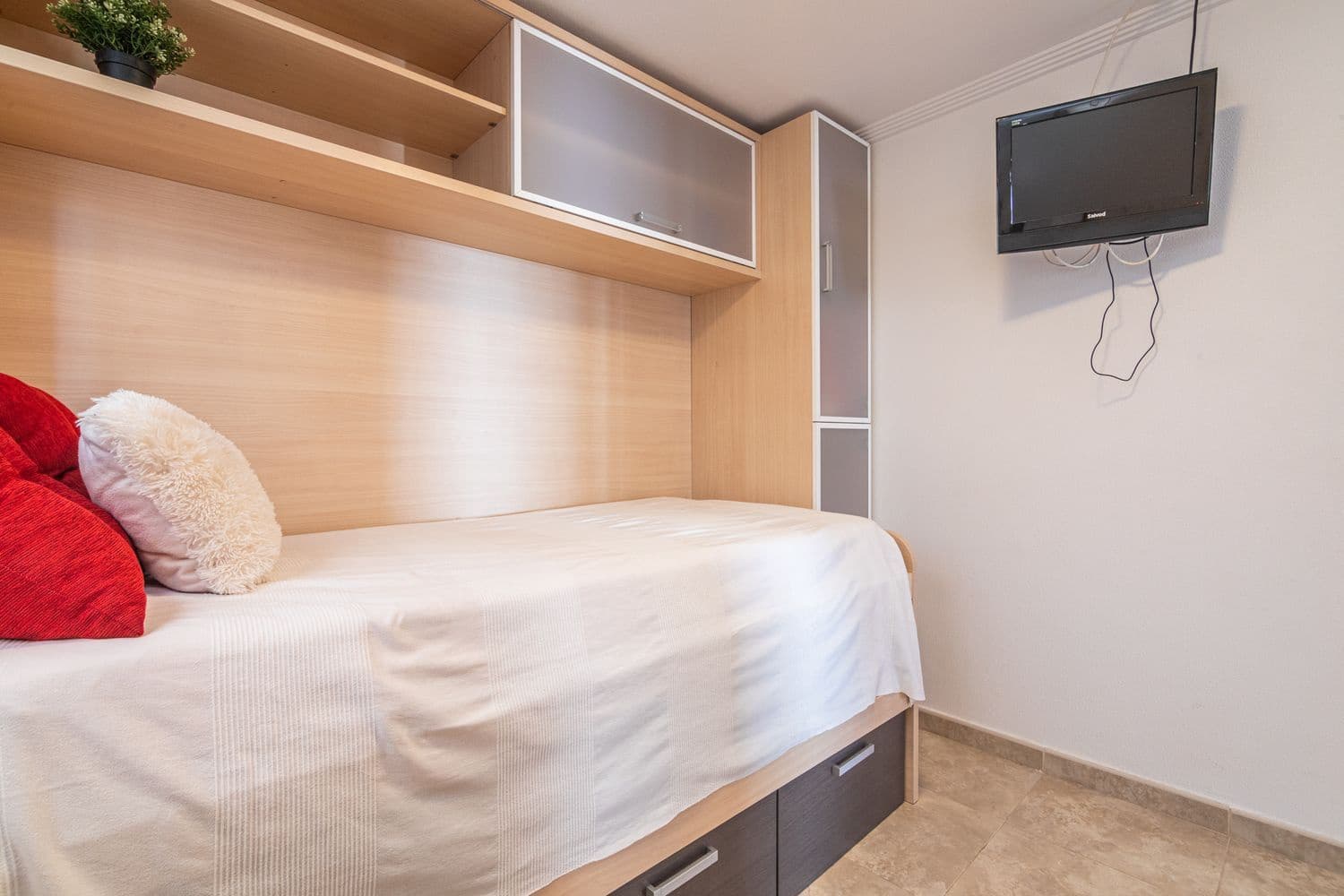 2 bedroom Apartment for sale in Santa Pola with pool garage - € 215,000 (Ref: 9972446)