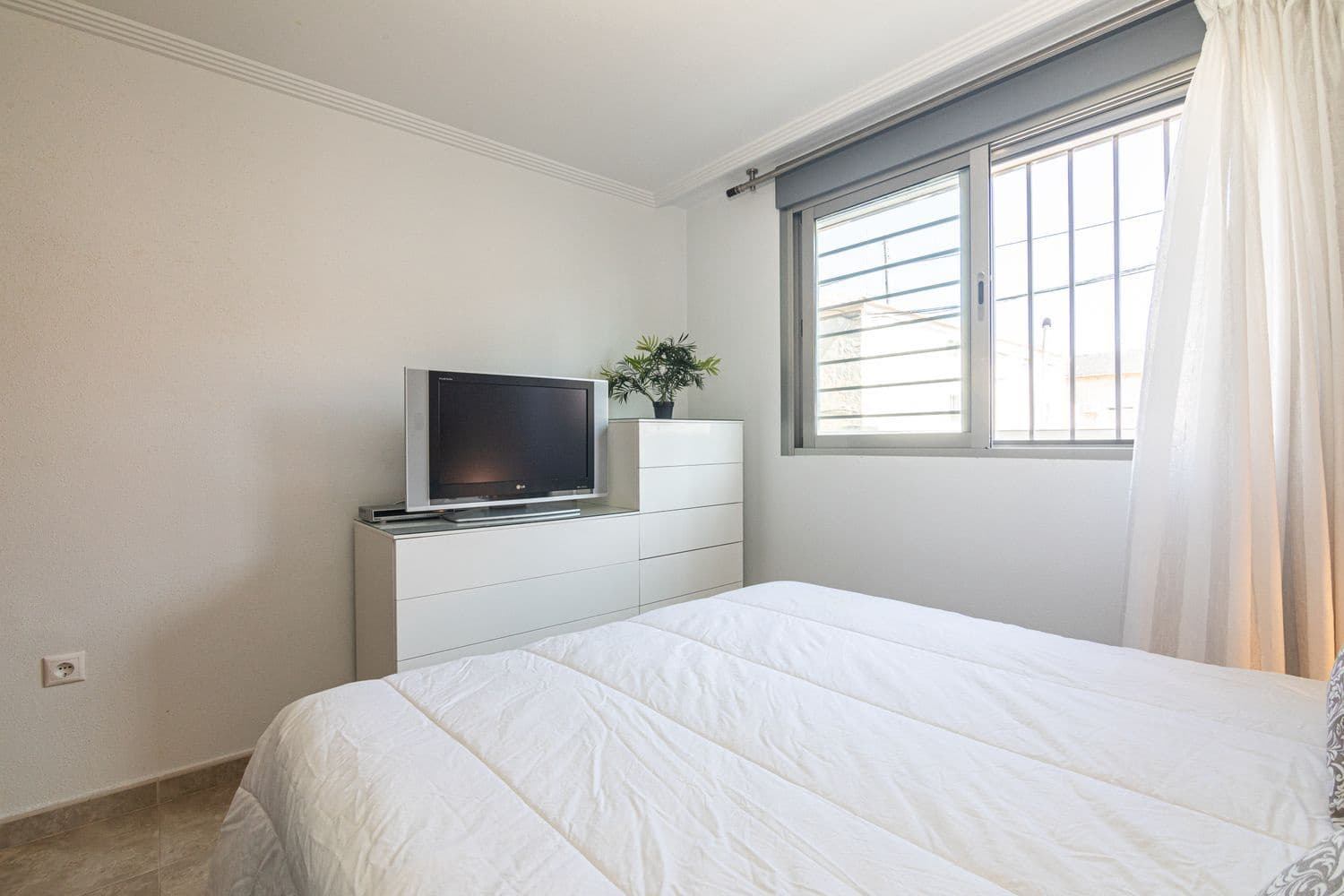 2 bedroom Apartment for sale in Santa Pola with pool garage - € 215,000 (Ref: 9972446)