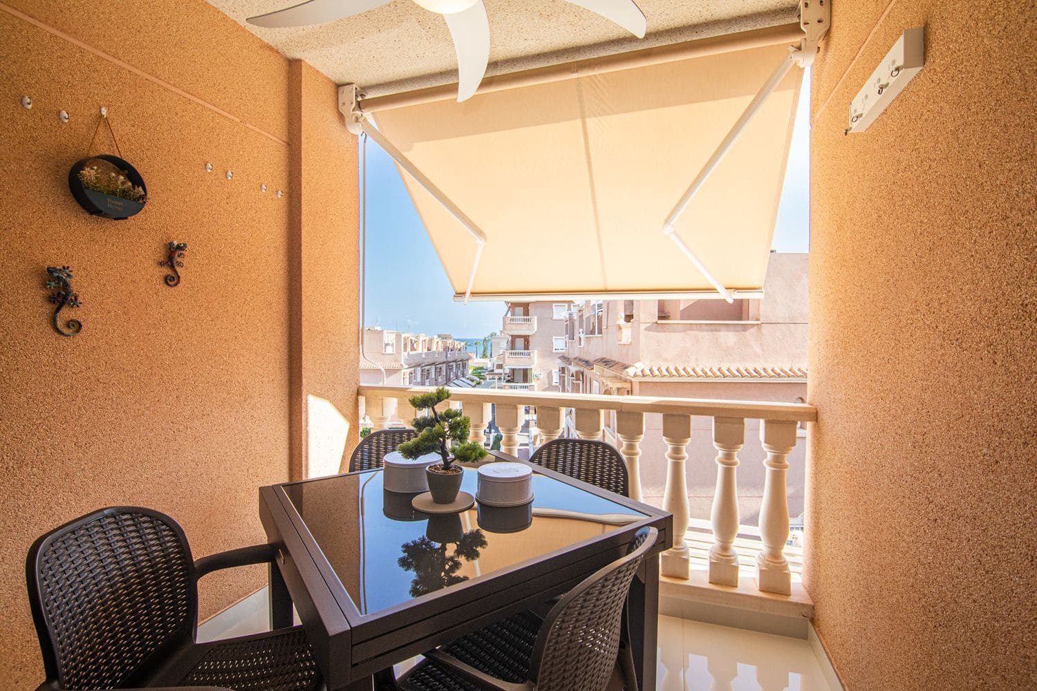 2 soveværelse Lejlighed til salg i Santa Pola med swimmingpool garage - € 299.000 (Ref: 9972447)