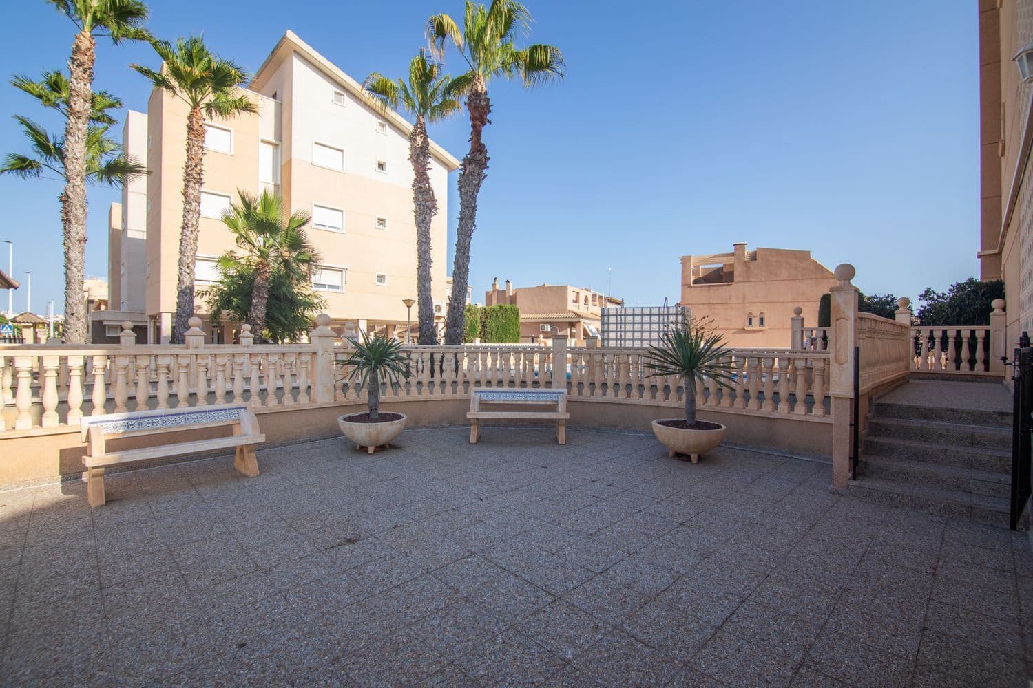 2 soveværelse Lejlighed til salg i Santa Pola med swimmingpool garage - € 299.000 (Ref: 9972447)