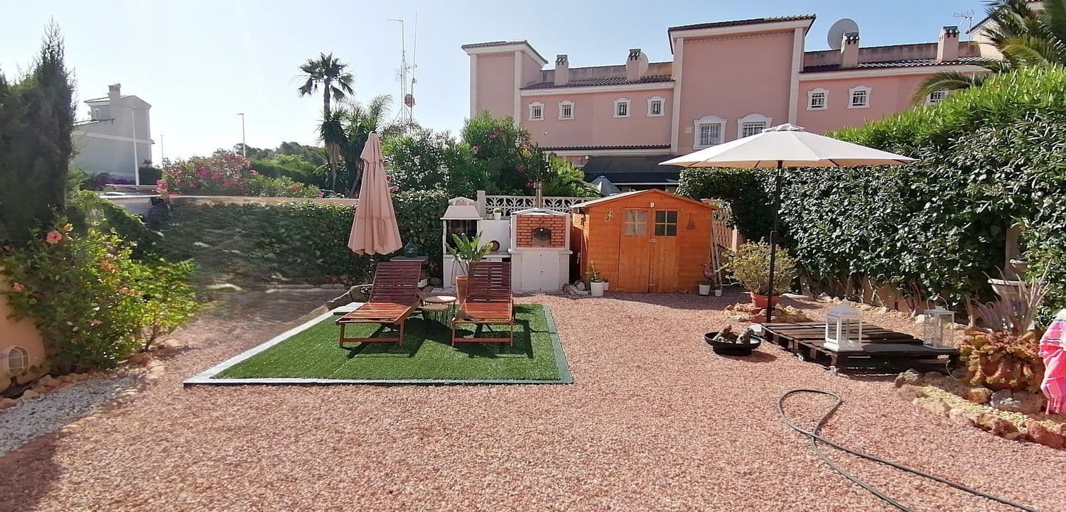 2 soveværelse Byhus til salg i Gran Alacant med swimmingpool garage - € 348.000 (Ref: 9972448)