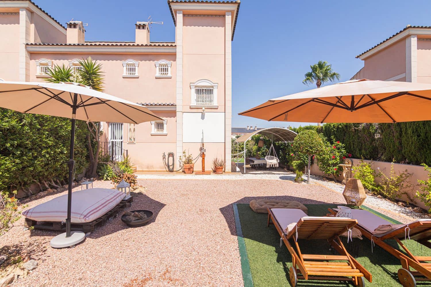 2 soveværelse Byhus til salg i Gran Alacant med swimmingpool garage - € 348.000 (Ref: 9972448)