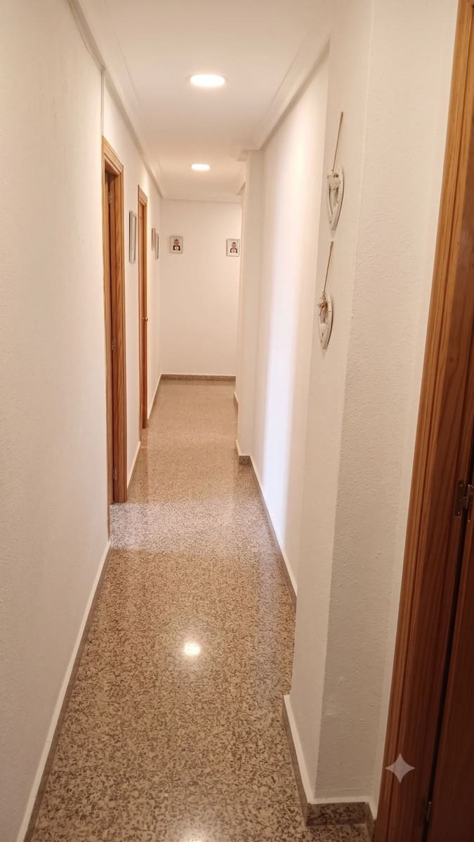3 bedroom Apartment for sale in Santa Pola with garage - € 215,000 (Ref: 9972449)