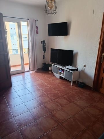 3 soveværelse Lejlighed til salg i Colonia Requena, Alicante by med garage - € 79.000 (Ref: 9972450)