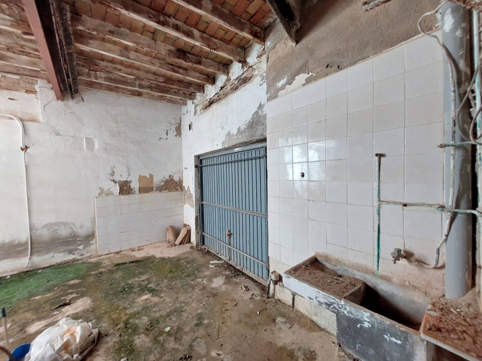Local Comercial de 2 habitaciones en Dénia en venta con garaje - 210.000 € (Ref: 10106448)