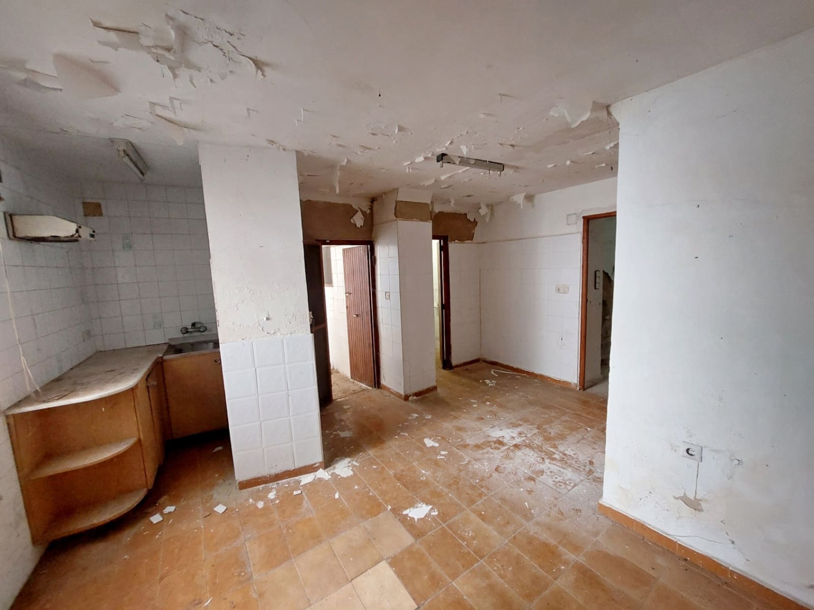 Local Comercial de 2 habitaciones en Dénia en venta con garaje - 210.000 € (Ref: 10106448)
