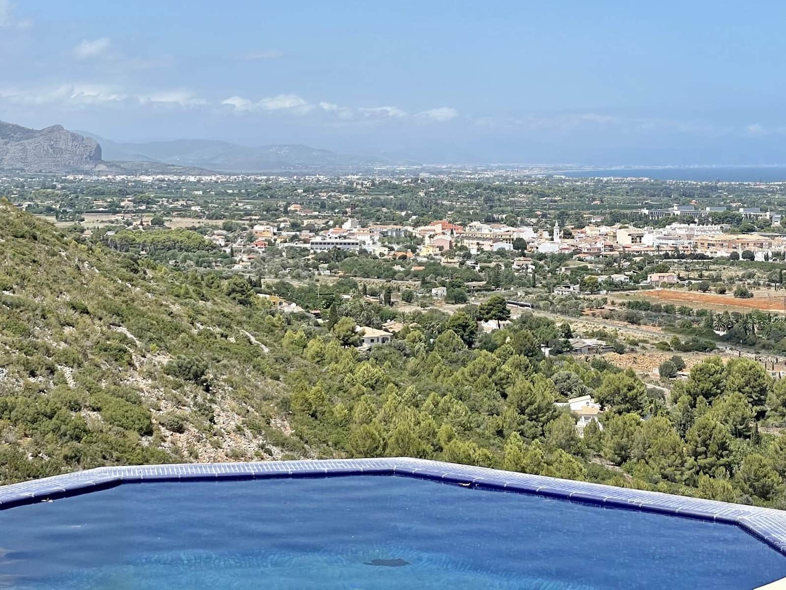 3 chambre Villa/Maison à vendre à Denia avec piscine garage - 849 000 € (Ref: 8245816)