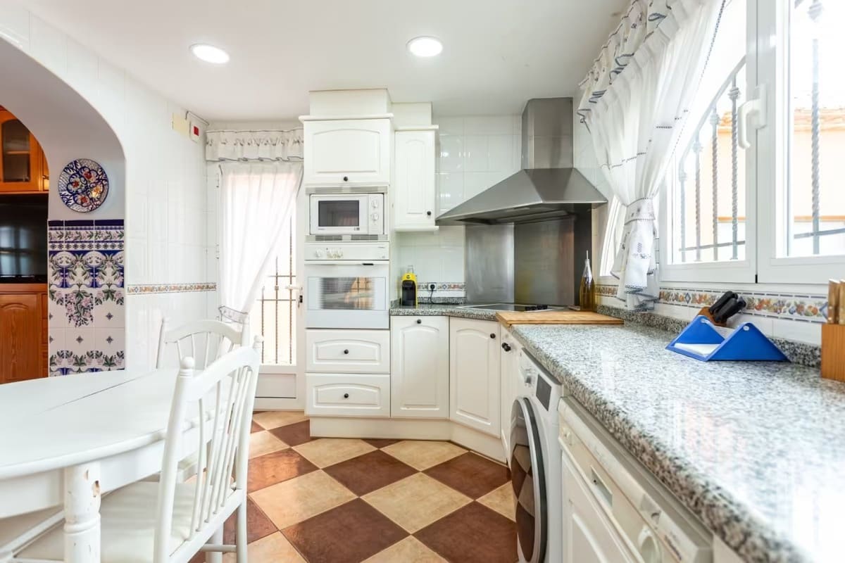 4 soverom Villa til salgs i Denia med svømmebasseng garasje - € 749 000 (Ref: 8245817)