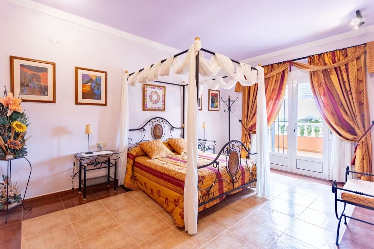 4 soverom Villa til salgs i Denia med svømmebasseng garasje - € 749 000 (Ref: 8245817)