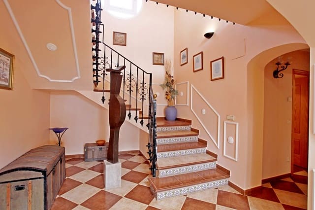 4 soverom Villa til salgs i Las Marinas / Les Marines, Dénia med svømmebasseng garasje - € 749 000 (Ref: 8245817)