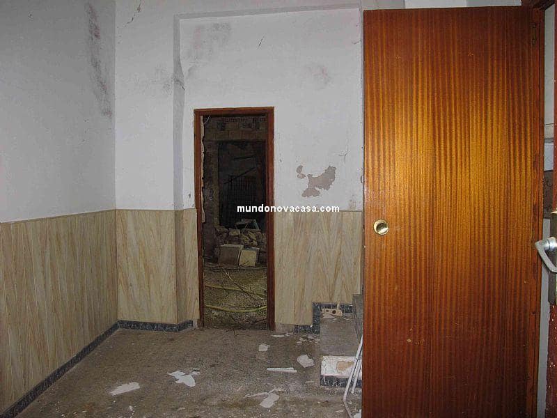 5 soverom Hus til salgs i Benimaurell med garasje - € 89 000 (Ref: 8245829)