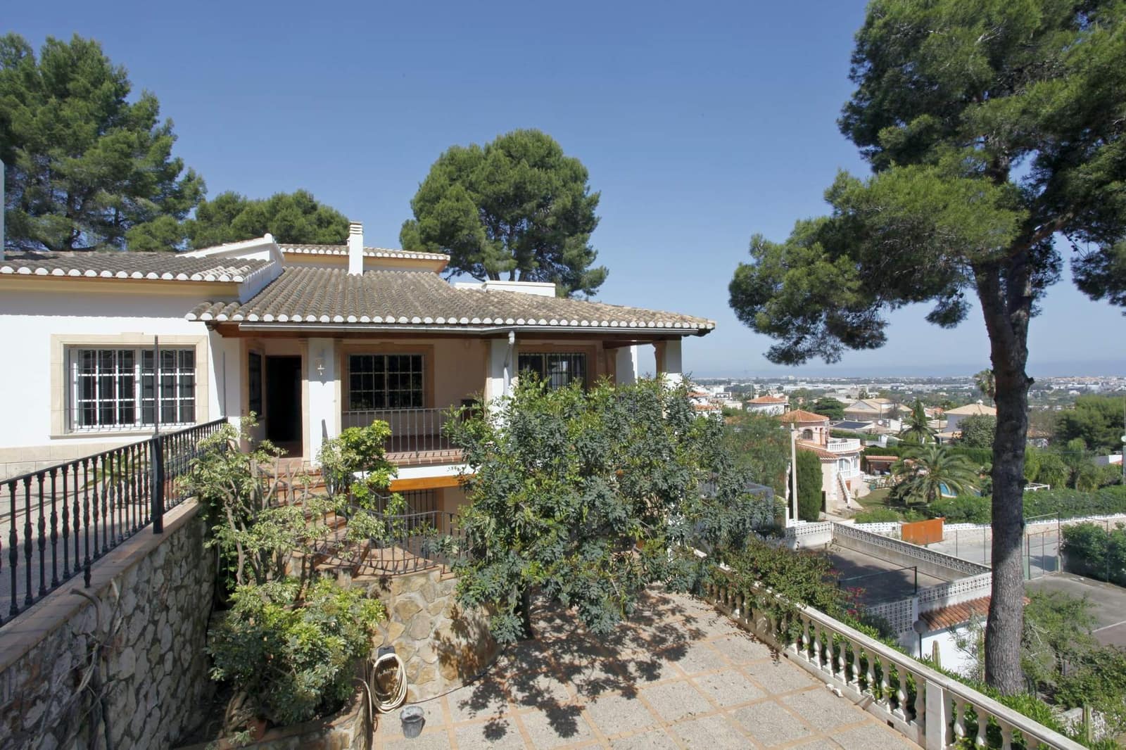 6 soverom Villa til salgs i Denia med svømmebasseng garasje - € 1 450 000 (Ref: 8245837)