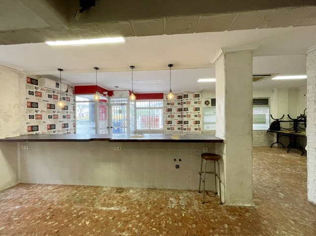 Commercieel te koop in Centro Urbano, Dénia - € 152.000 (Ref: 9351192)