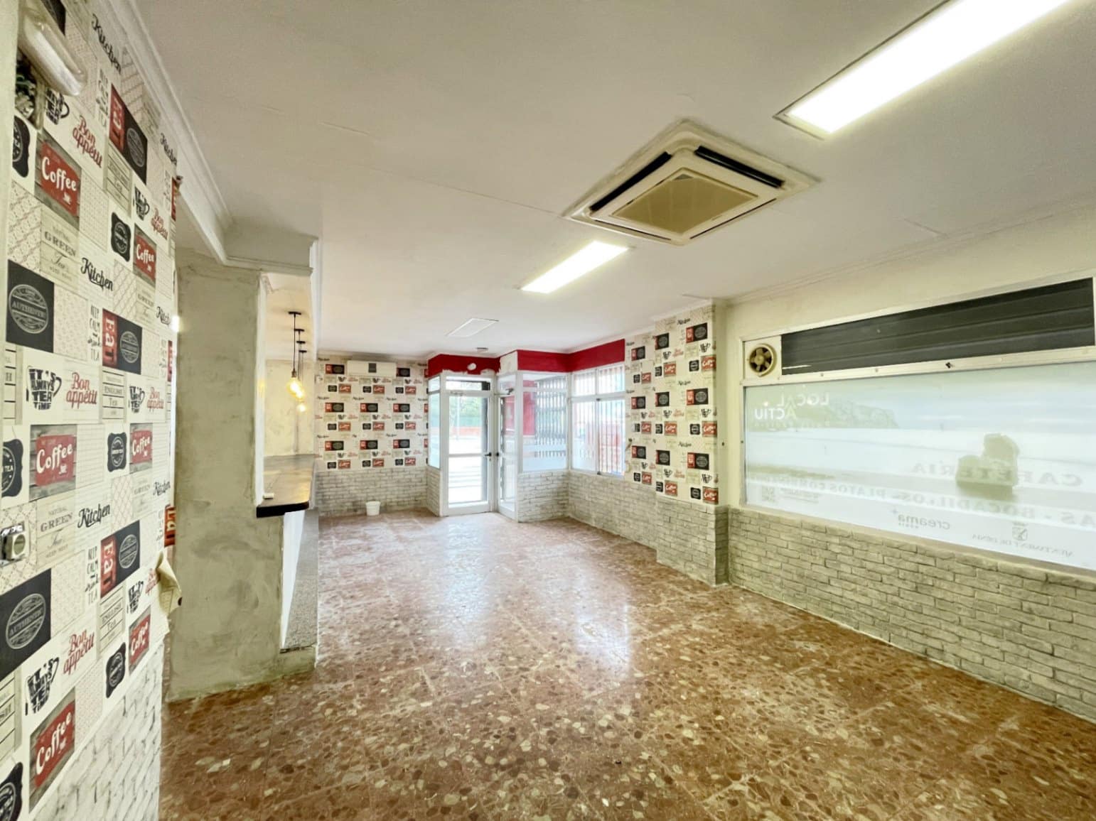 Local Commercial à vendre à Denia - 152 000 € (Ref: 9351192)