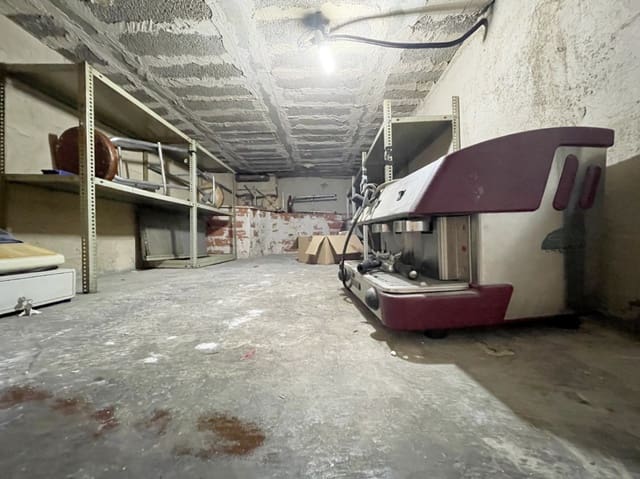 Commercieel te koop in Centro Urbano, Dénia - € 152.000 (Ref: 9351192)