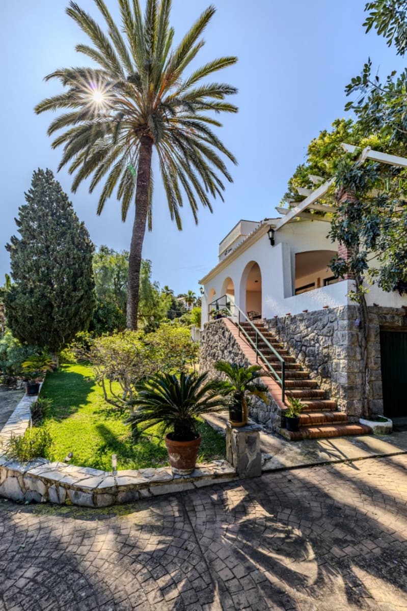 4 quarto Moradia para venda em Denia com garagem - 1 195 000 € (Ref: 9351194)