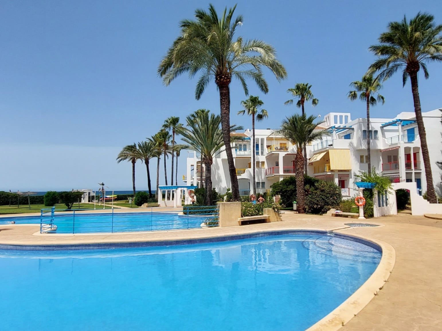 2 soverom Leilighet til salgs i Denia med svømmebasseng garasje - € 425 000 (Ref: 9351202)