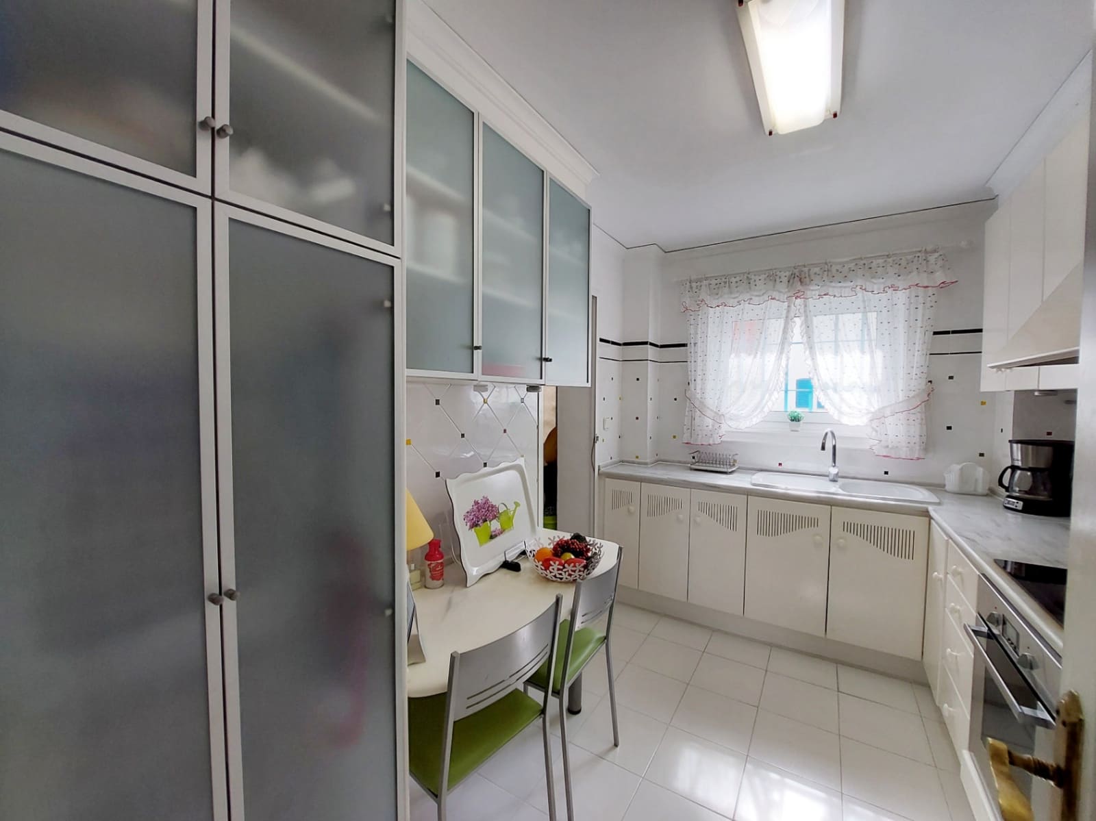 2 soverom Leilighet til salgs i Denia med svømmebasseng garasje - € 425 000 (Ref: 9351202)