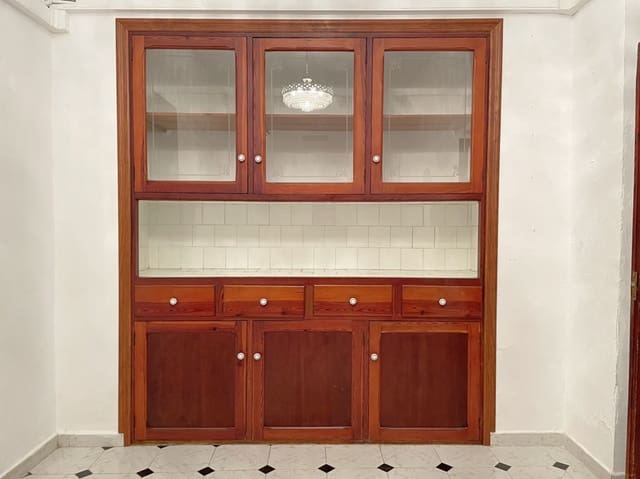 4 soverom Leilighet til salgs i Centro Urbano, Dénia med garasje - € 299 000 (Ref: 9351203)