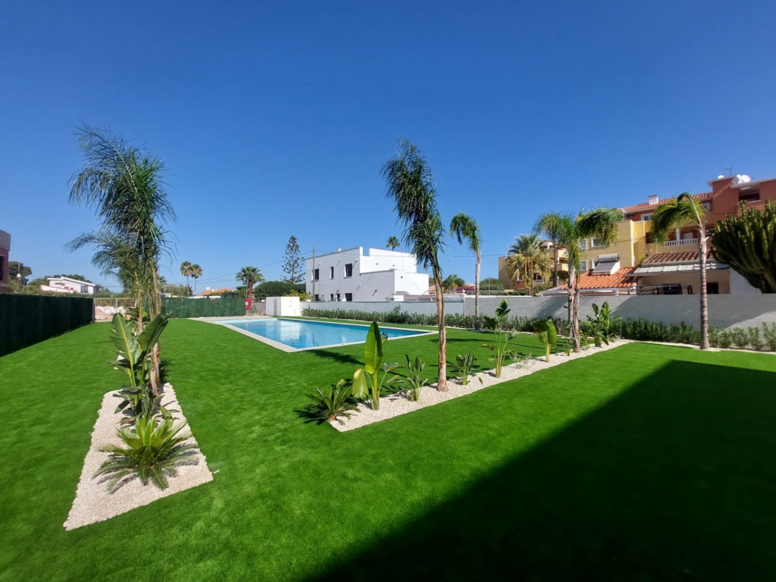 3 sovrum Radhus till salu i Denia med pool garage - 365 000 € (Ref: 9882589)
