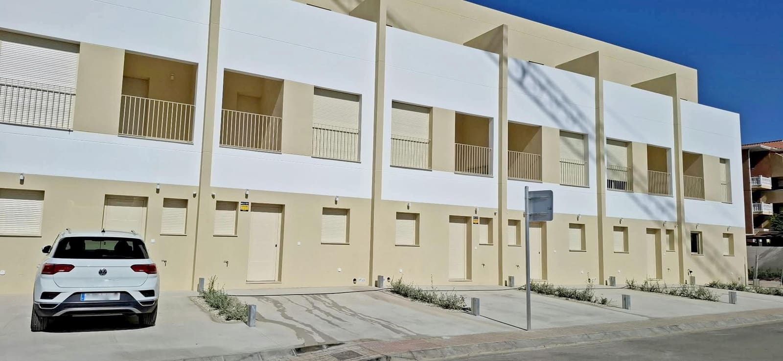 3 sovrum Radhus till salu i Denia med pool garage - 365 000 € (Ref: 9882589)