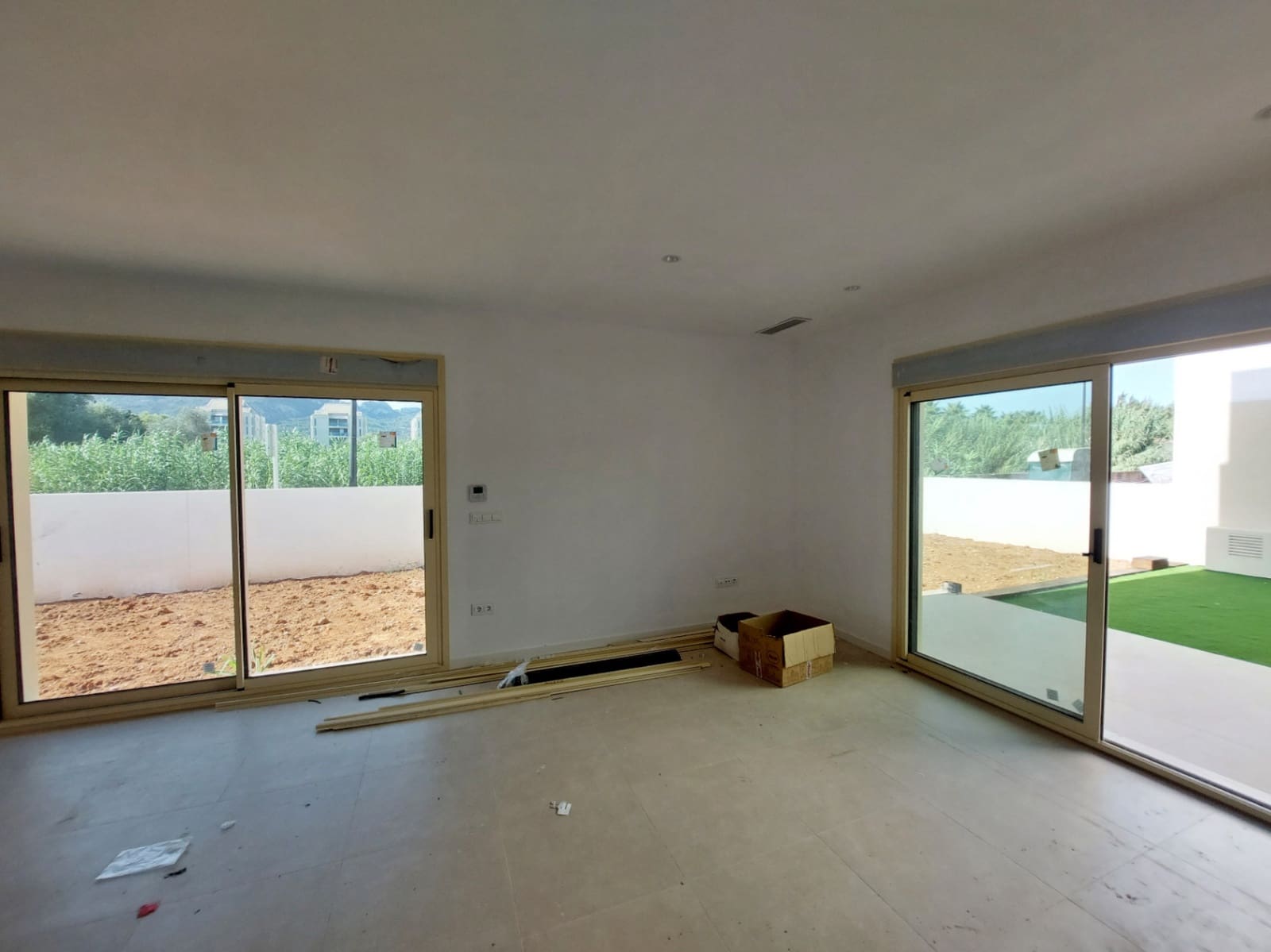 3 sovrum Radhus till salu i Denia med pool garage - 365 000 € (Ref: 9882589)