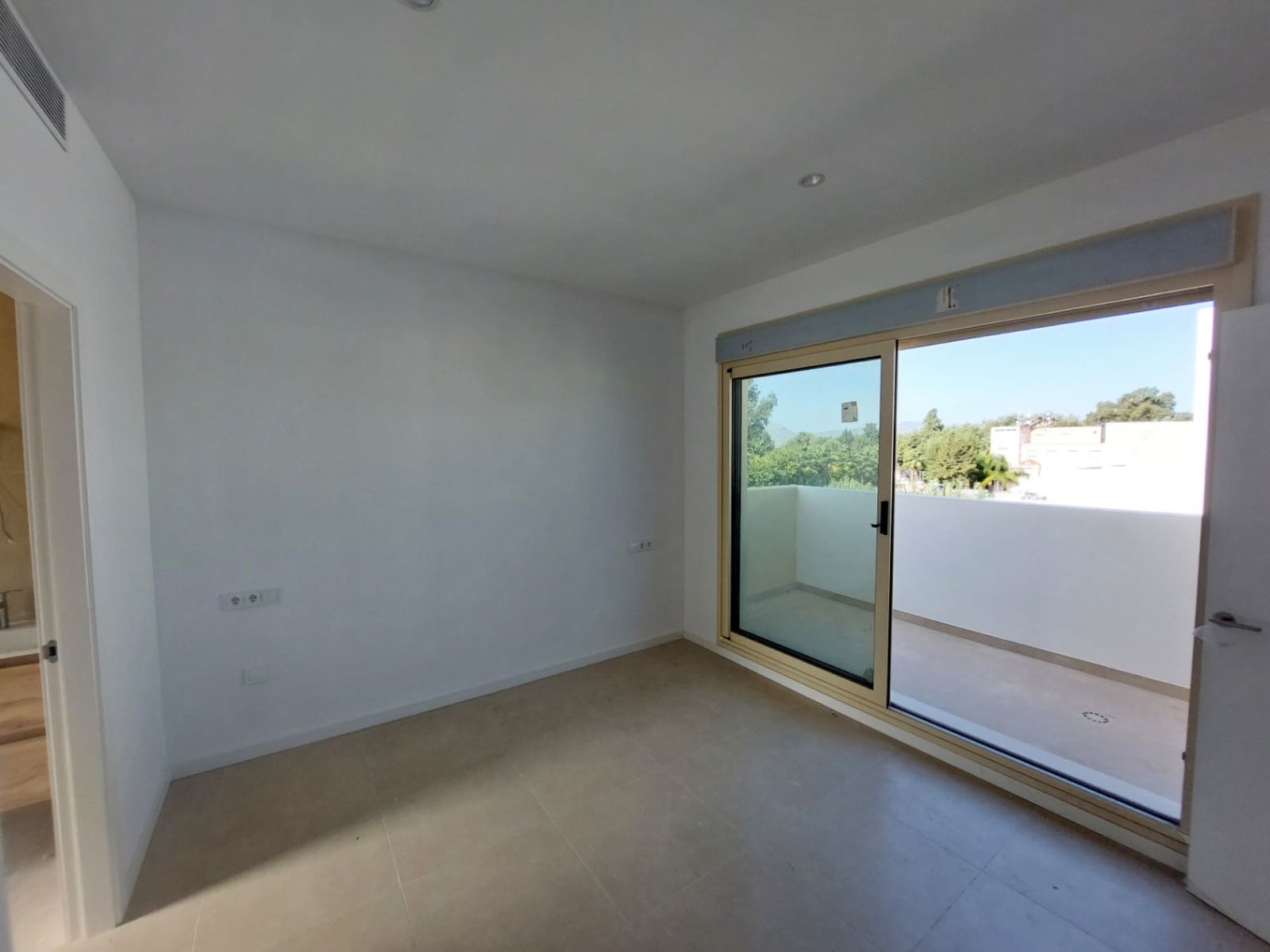 3 sovrum Radhus till salu i Denia med pool garage - 365 000 € (Ref: 9882589)