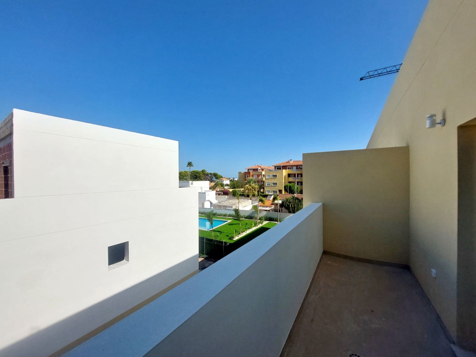 3 sovrum Radhus till salu i Denia med pool garage - 365 000 € (Ref: 9882589)