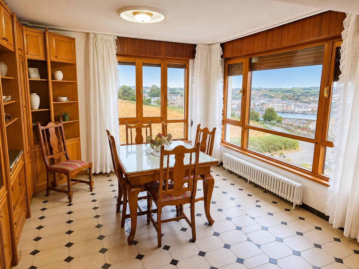 4 bedroom Villa for sale in Coana - € 550,000 (Ref: 10015043)