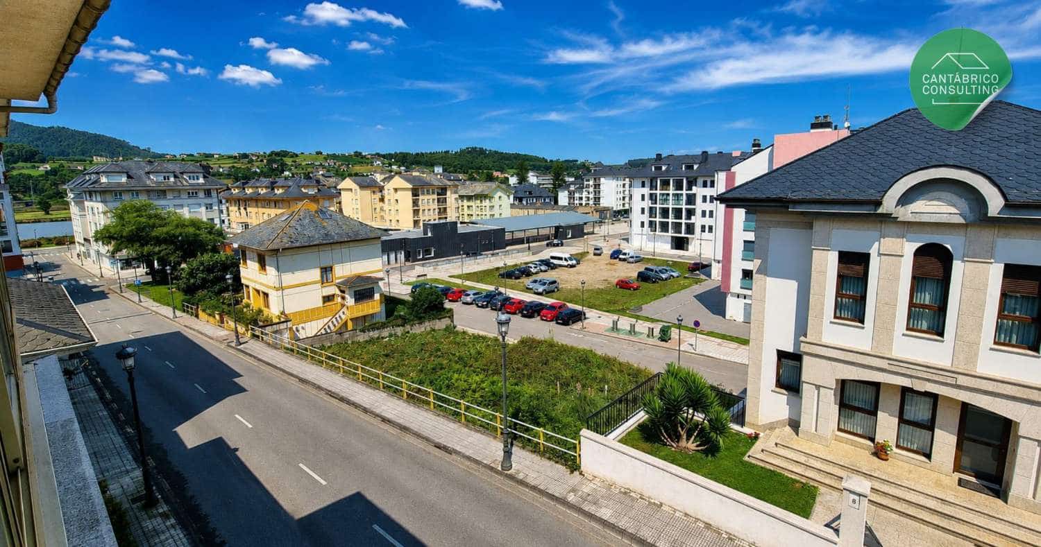 11 bedroom Hotel for sale in Navia - € 450,000 (Ref: 10061271)