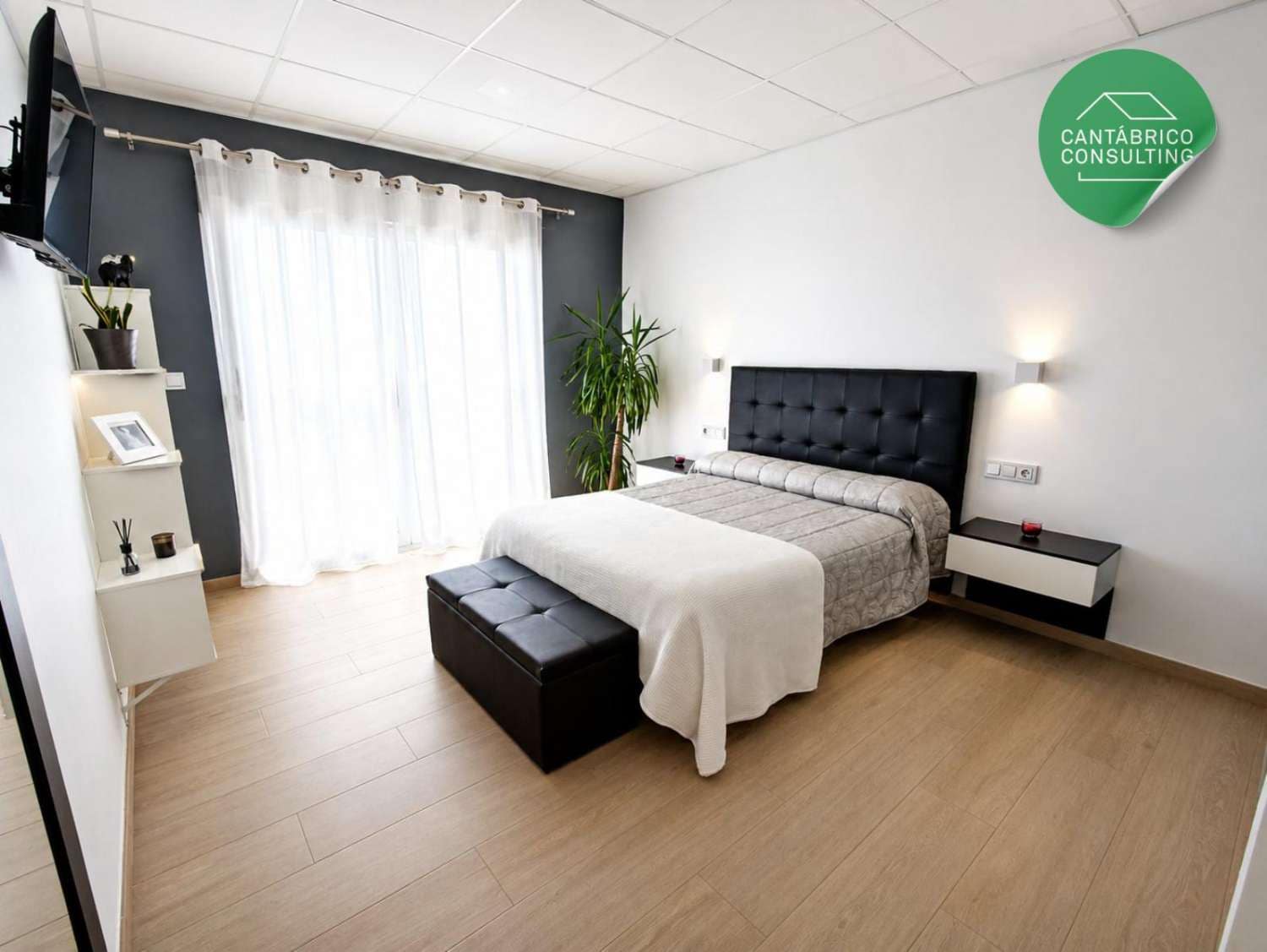 Hotel for sale in Castro de Rei - € 485,000 (Ref: 10061272)