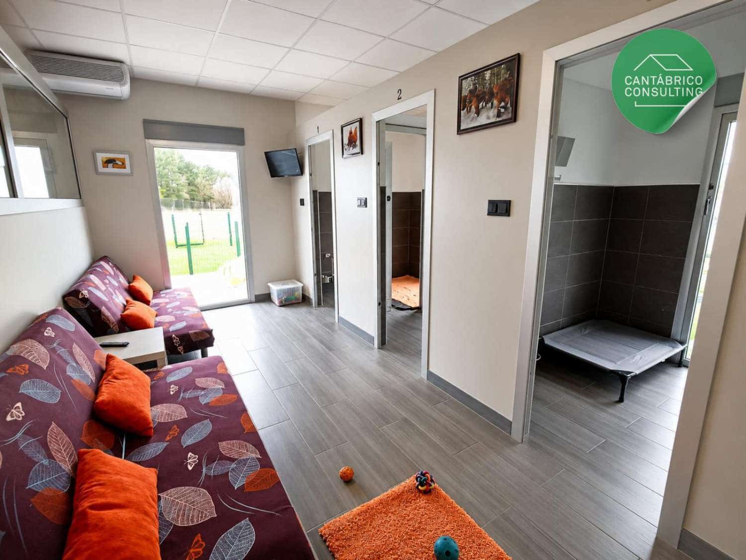 Hotel for sale in Castro de Rei - € 485,000 (Ref: 10061272)