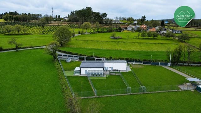 Hotell til salgs i Castro de Rei - € 485 000 (Ref: 10061272)