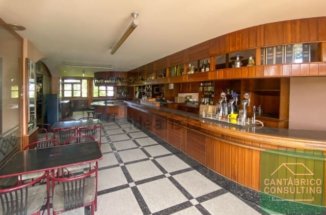 Hotel na sprzedaż w Coaña - 700 000 € (Ref: 10061273)