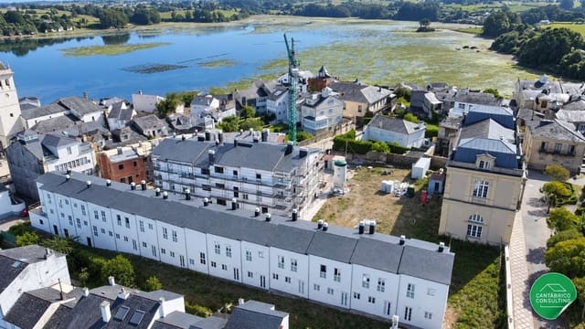1 sovrum Lägenhet till salu i Castropol med garage - 189 750 € (Ref: 10135628)