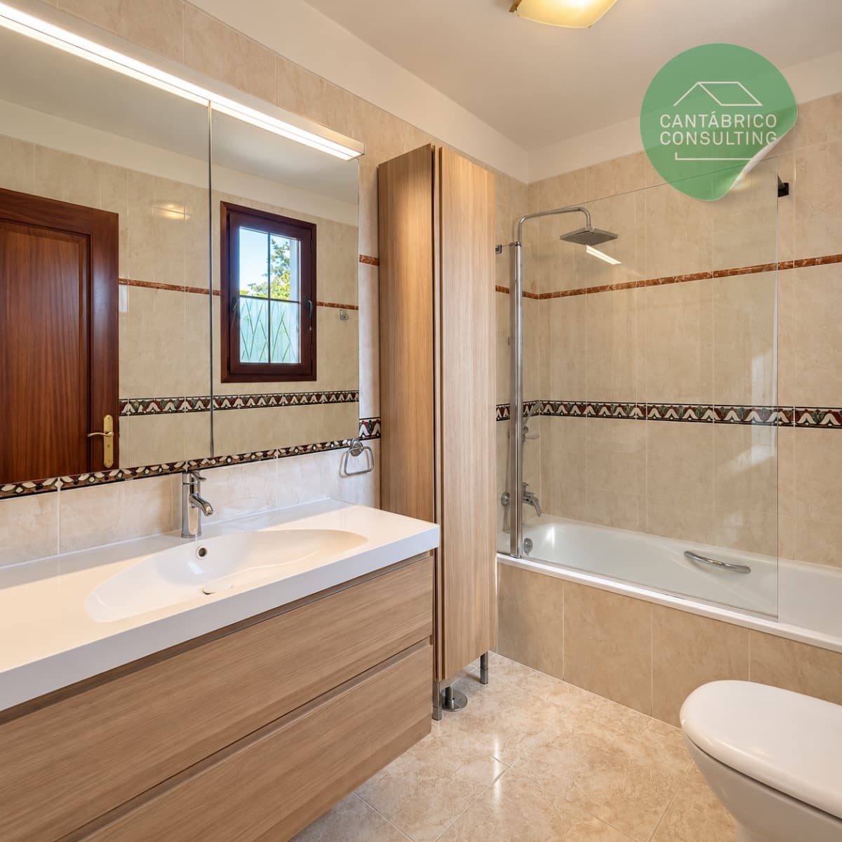 2 chambre Villa/Maison à vendre à Arona avec garage - 437 000 € (Ref: 10139132)