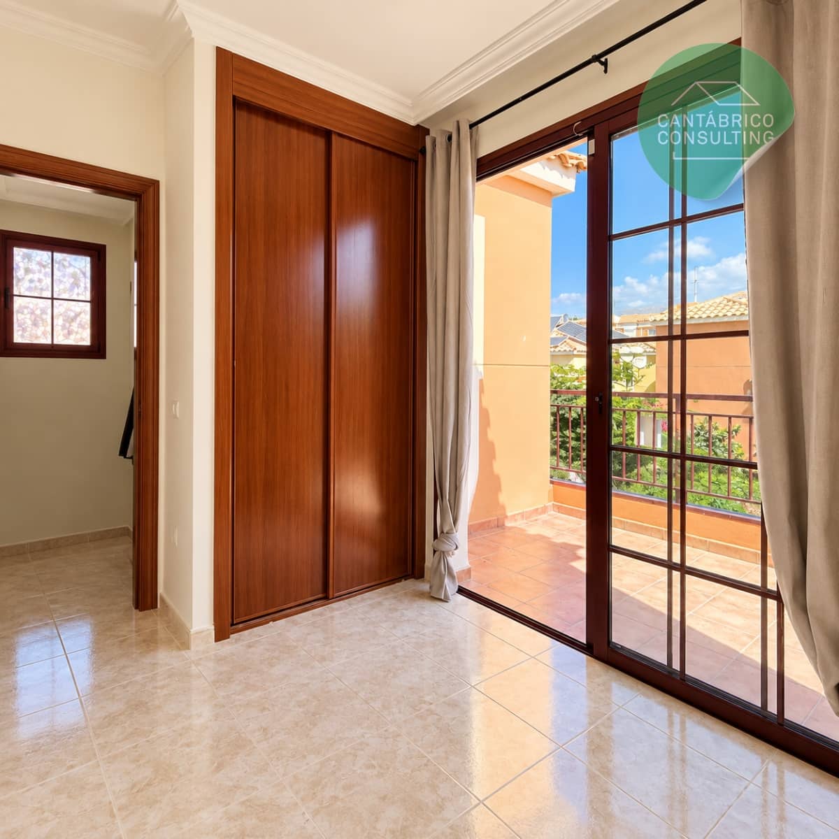 2 chambre Villa/Maison à vendre à Arona avec garage - 437 000 € (Ref: 10139132)