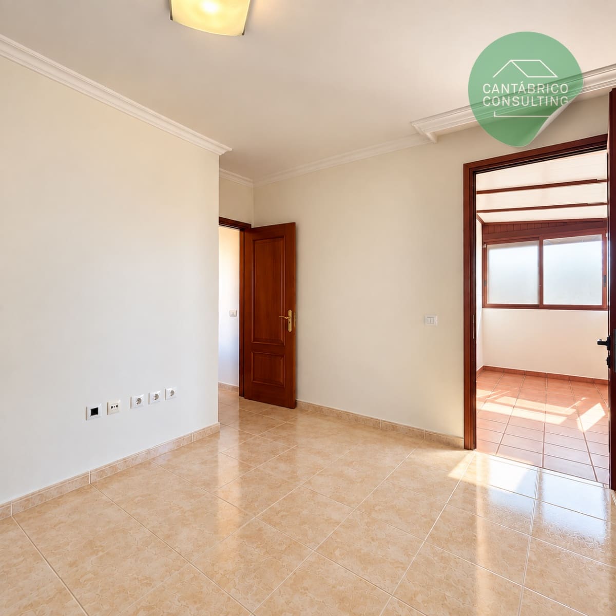 2 chambre Villa/Maison à vendre à Arona avec garage - 437 000 € (Ref: 10139132)