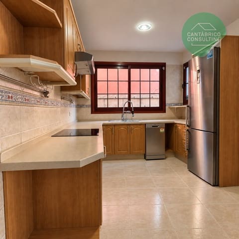 2 soverom Villa til salgs i Arona med garasje - € 437 000 (Ref: 10139132)