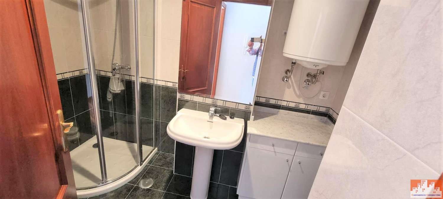 2 soveværelse Penthouse til salg i El Franco - € 130.000 (Ref: 3922473)