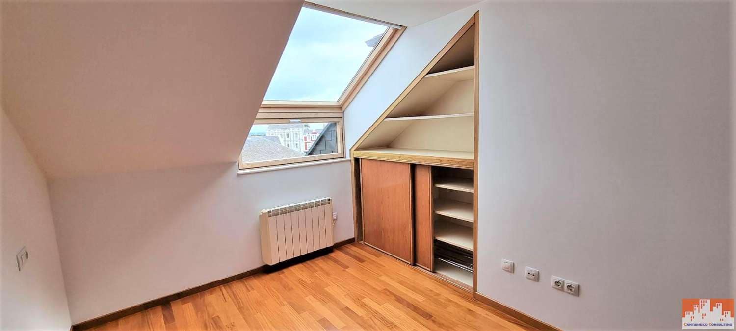 2 soveværelse Penthouse til salg i El Franco - € 130.000 (Ref: 3922473)