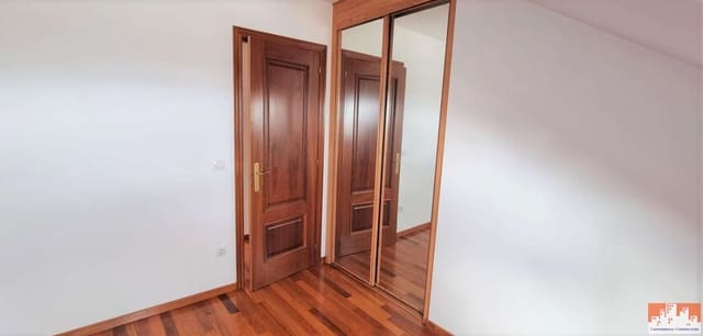 2 soveværelse Penthouse til salg i El Franco - € 130.000 (Ref: 3922473)