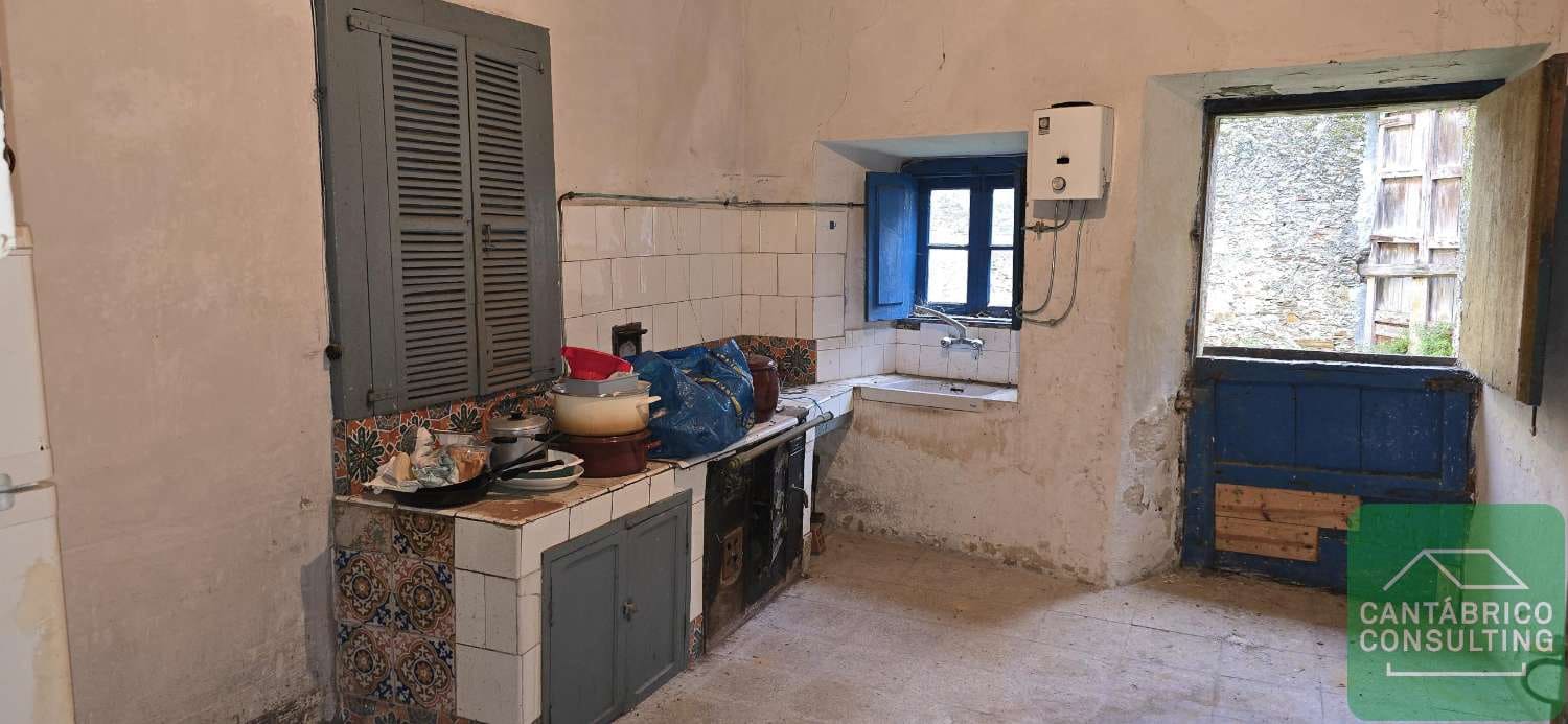 1 soveværelse Semi-Rækkehus til salg i Castropol - € 135.000 (Ref: 3922478)