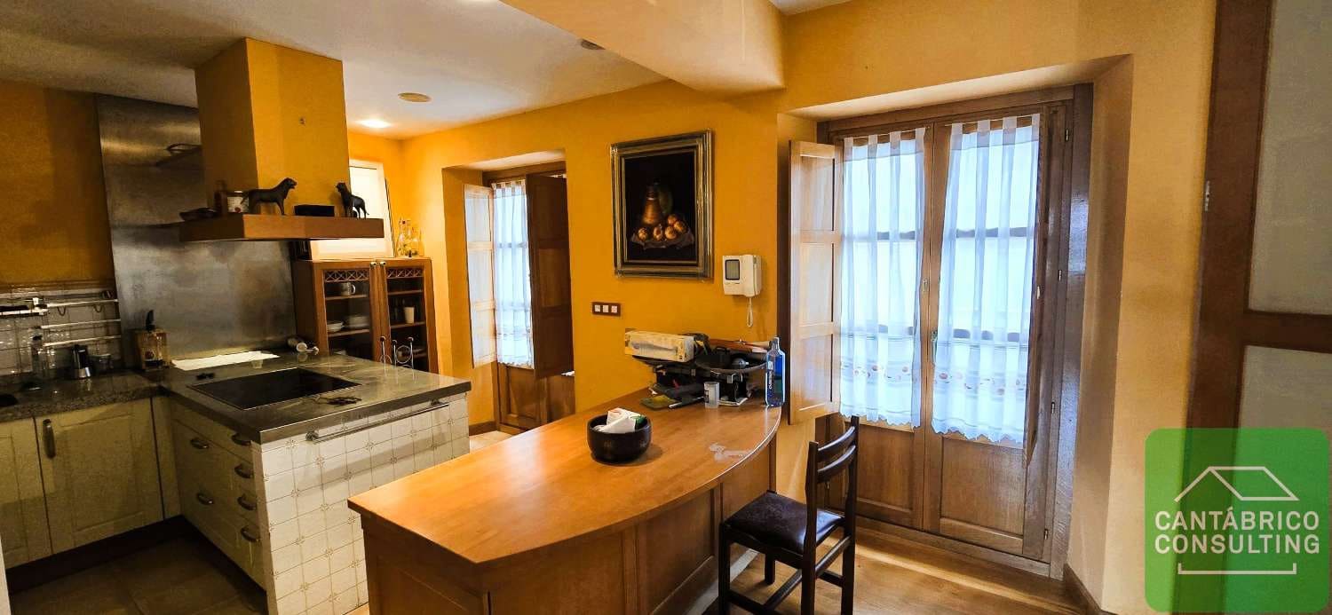 4 soveværelse Lejlighed til salg i Navia - € 310.000 (Ref: 3992836)