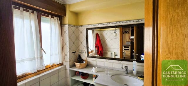 4 soveværelse Lejlighed til salg i Navia - € 310.000 (Ref: 3992836)