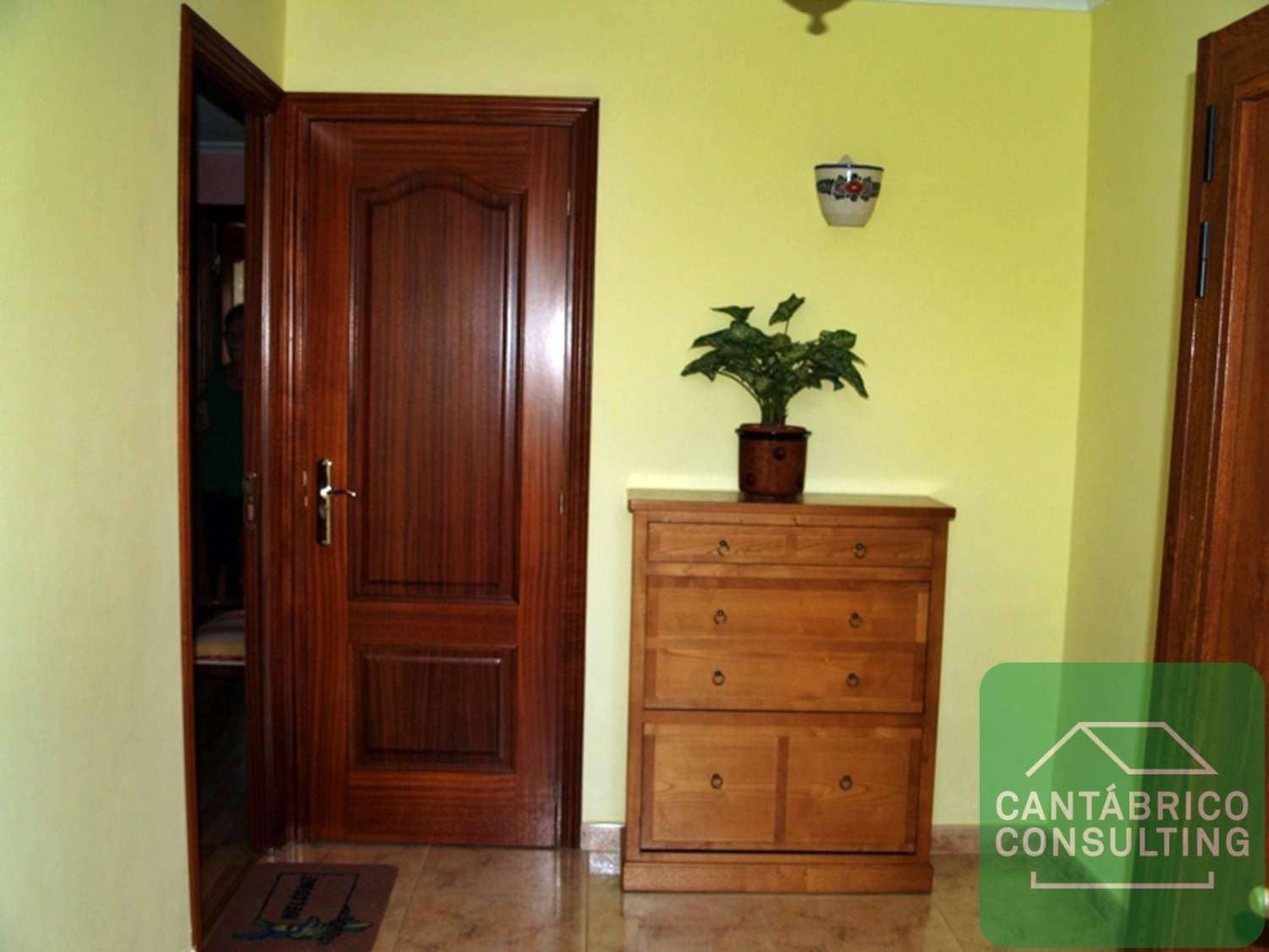 5 quarto Casa em Banda para venda em Coana - 260 000 € (Ref: 4036648)