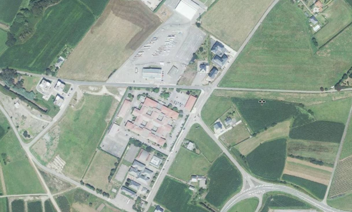 Kommersiell til salgs i Coana - € 291 500 (Ref: 5894695)