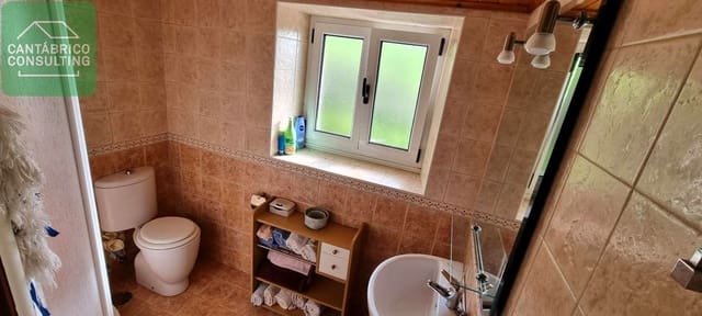 Casa de 3 habitaciones en Villayón en venta con garaje - 188.000 € (Ref: 6044228)