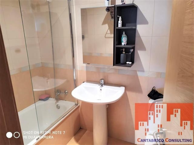 Piso de 2 habitaciones en Oviedo en venta - 188.000 € (Ref: 6076024)