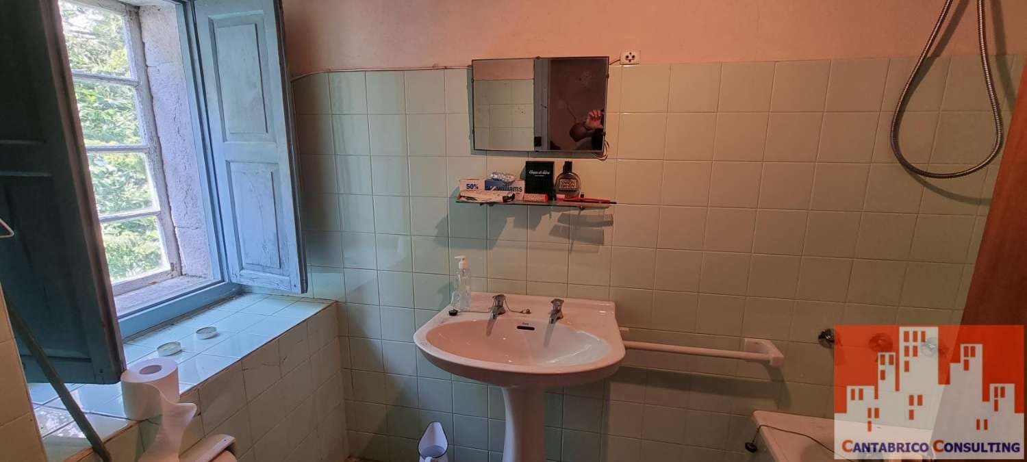 4 bedroom Townhouse for sale in Boal - € 89,000 (Ref: 6226470)